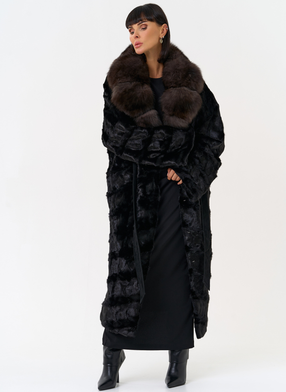 Женская шуба из меха норки с воротником из меха песца