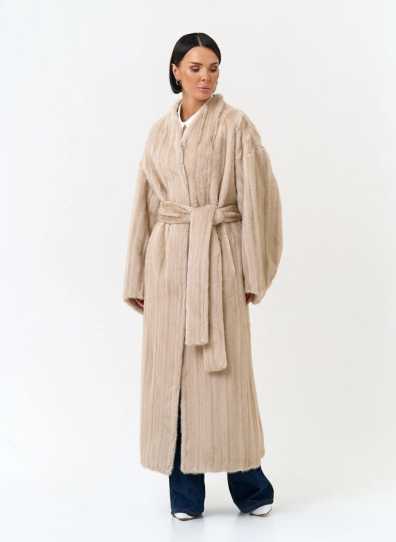 Женская шуба из эко меха фото