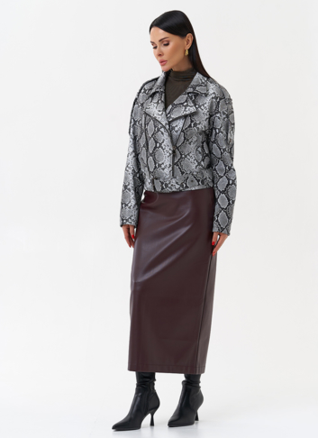 Кожаная куртка со змеиным принтом