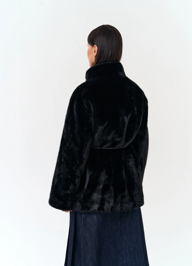 фото Женская куртка из эко меха модель № 33884