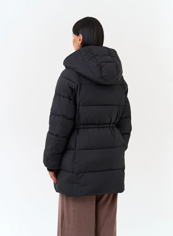 Женский укороченный пуховик с капюшоном фото