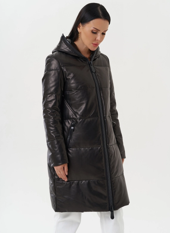 Кожаный пуховик с капюшоном