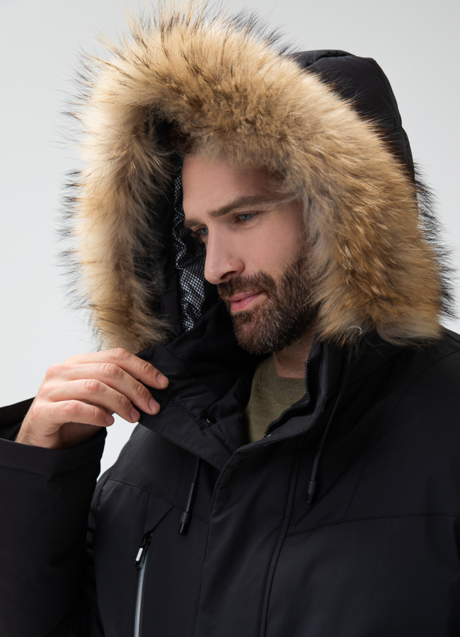 Мужской пуховик с капюшоном из меха енота модель № 28403 универмаг малина