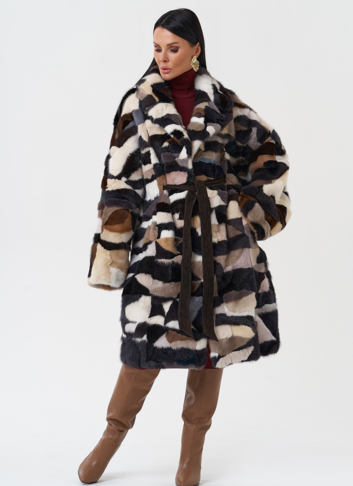 Шуба из меха норки с английским воротником