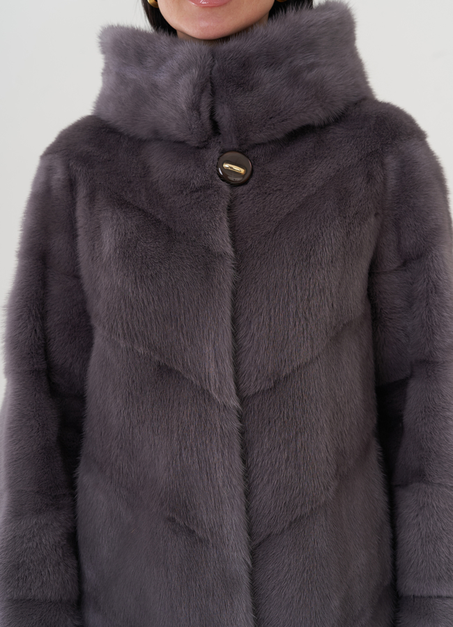 Шуба из норки с капюшоном  модель № 25607 в рассрочку