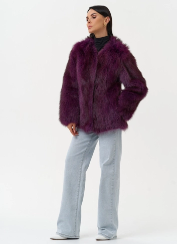 Женская куртка из меха канадского енота